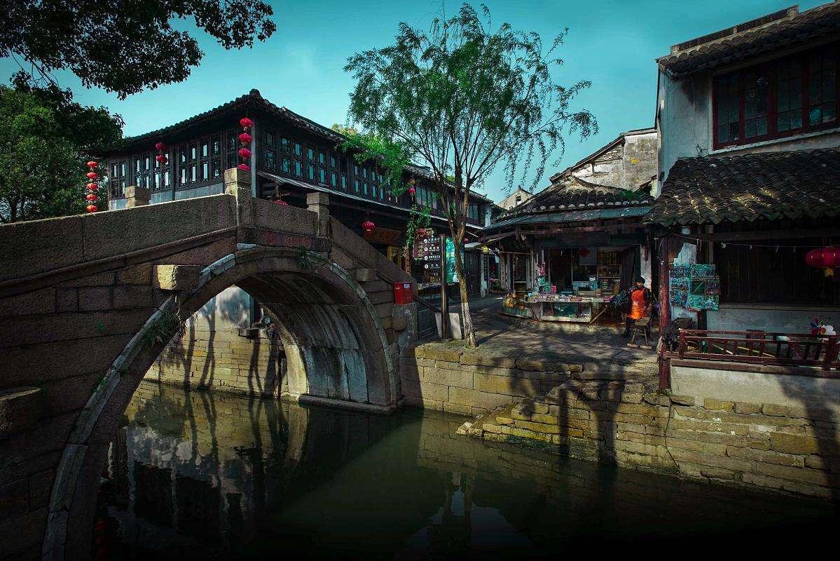 舰无虚发：暗星